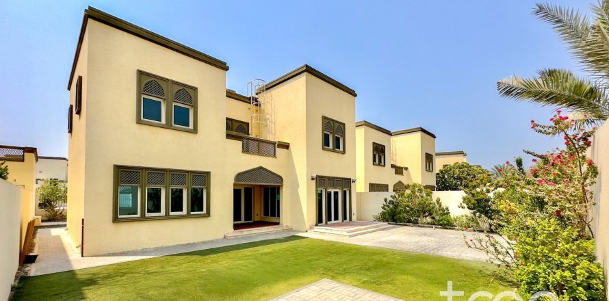 Villa à Jumeirah Park, Dubai, 3 chambres, 284.56 m², № 119786