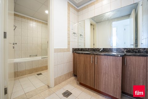 فيلا في دبي 3 غرف نوم, 255.4 م² رقم 94738 - صورة 17