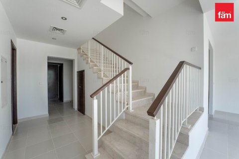 Снять в аренду таунхаус в Риме, Дубай: 291.2м², № 94734 - фото 2