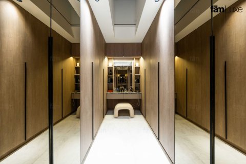 Villa in Tilal Al Ghaf, Dubai 5 bedrooms, 619 sq.m. № 94733 - photo 13