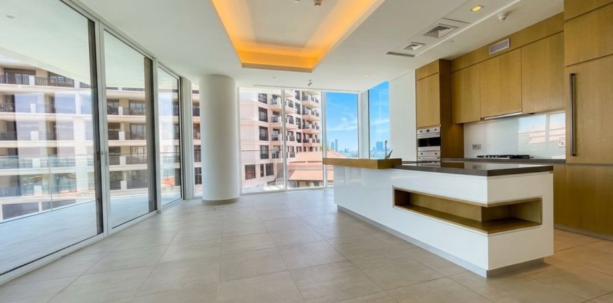 Apartamento en Palm Jumeirah, Dubai, 1 dormitorio, 96.6 m², № 117728