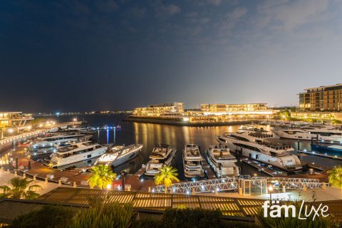 Apartamento en Dubai, 2 dormitorios, 180 m², № 117727 - foto 13