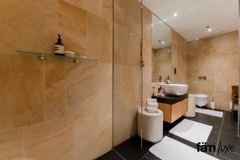 Apartamento en Dubai, 2 dormitorios, 180 m², № 117727 - foto 2