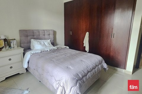 Apartment in The Views, Dubai 2 bedrooms, 129.5 sq.m. № 13910 - photo 12