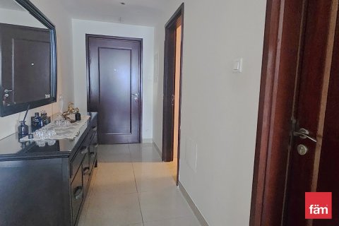Apartment in The Views, Dubai 2 bedrooms, 129.5 sq.m. № 13910 - photo 7