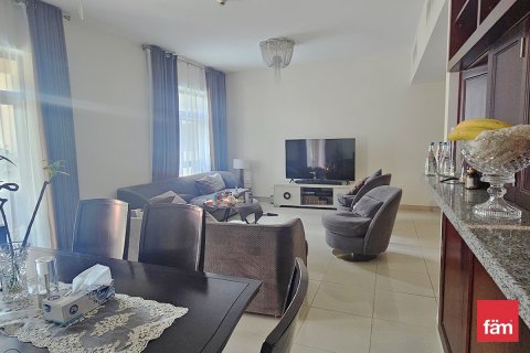 Apartment in The Views, Dubai 2 bedrooms, 129.5 sq.m. № 13910 - photo 4