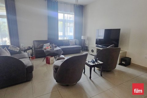 Apartment in The Views, Dubai 2 bedrooms, 129.5 sq.m. № 13910 - photo 5
