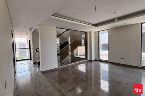 Villa in Dubai 7 bedrooms, 519 sq.m. № 114143 - photo 6