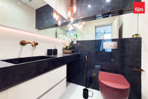 Apartment in Al Satwa, Dubai 1 bedroom, 70.6 sq.m. № 114145 - photo 10