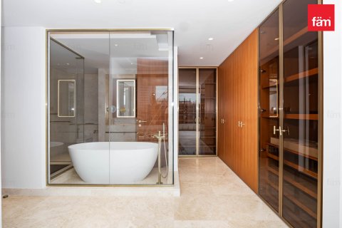 Apartamento en Palm Jumeirah, Dubai, 2 dormitorios, 129.2 m², № 17257 - foto 1