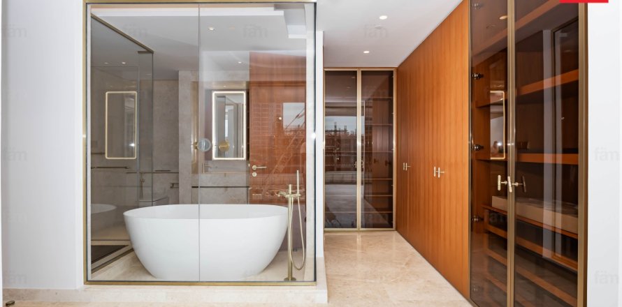 Apartamento en Palm Jumeirah, Dubai, 2 dormitorios, 129.2 m², № 17257