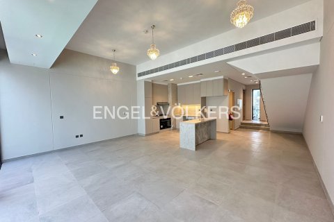 Adosado en Mohammed Bin Rashid City, Dubai, 3 dormitorios, 202.5 m², № 7223 - foto 1