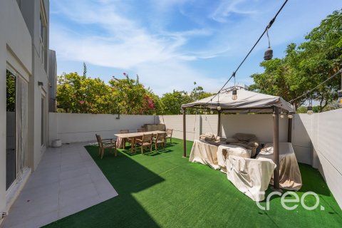 Maison de ville à Mudon, Dubai, 4 chambres, 280.57 m², № 124728 - photo 8