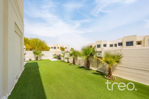 Townhouse in Naseem Townhouses, Town Square, Dubai 4 bedrooms, 227.89 sq.m. № 124731 - photo 3