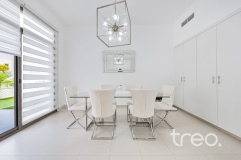 Townhouse in Naseem Townhouses, Town Square, Dubai 4 bedrooms, 227.89 sq.m. № 124731 - photo 12