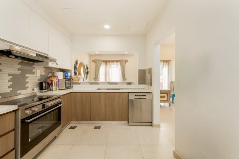 Villa in Villanova, Dubai Land, Dubai 2 bedrooms, 165.92 sq.m. № 138962 - photo 4