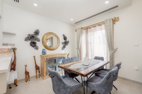 Villa in Villanova, Dubai Land, Dubai 2 bedrooms, 165.92 sq.m. № 138962 - photo 3