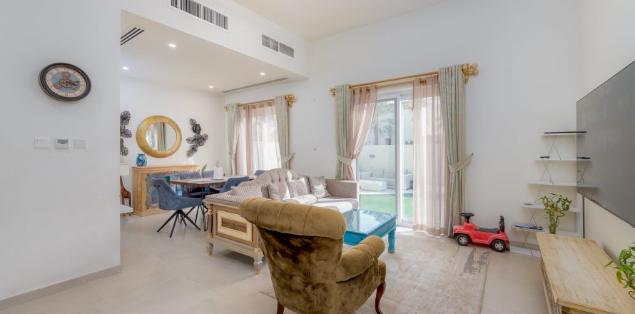 Villa in Villanova, Dubai Land, Dubai 2 bedrooms, 165.92 sq.m. № 138962