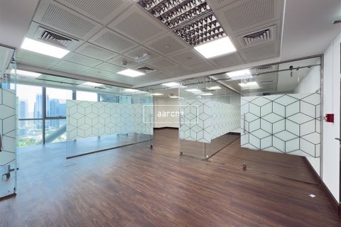 Oficina en Jumeirah Lake Towers, Dubai, 102.8 m², № 42718 - foto 2
