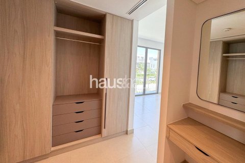 Villa in Aura, Tilal Al Ghaf, Dubai 4 bedrooms, 317 sq.m. № 43467 - photo 8