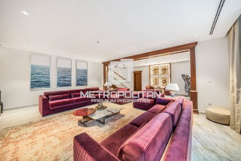 Villa in District One, Mohammed Bin Rashid City, Dubai 5 bedrooms, 776 sq.m. № 72639 - photo 4