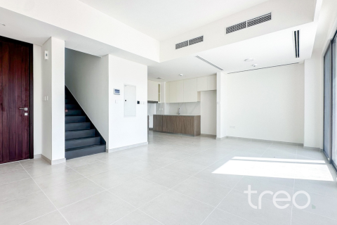Townhouse in The Valley, Dubai 3 bedrooms, 73.95 sq.m. № 133932 - photo 16