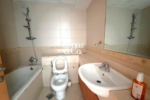 Apartment in Jumeirah Lake Towers, Dubai 5 bedrooms, 270 sq.m. № 133931 - photo 4