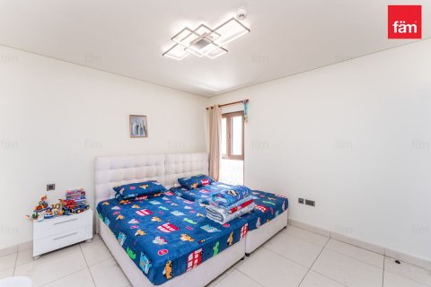 Apartment in Palm Jumeirah, Dubai 3 bedrooms, 219.7 sq.m. № 110868 - photo 12