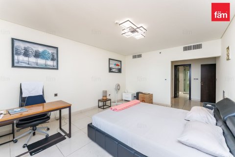 Apartment in Palm Jumeirah, Dubai 3 bedrooms, 219.7 sq.m. № 110868 - photo 18