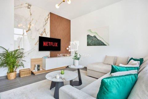 Купить квартиру в Мохаммед Бин Рашид Сити, Дубай: 2 спальни, 116м², № 72895 - фото 3