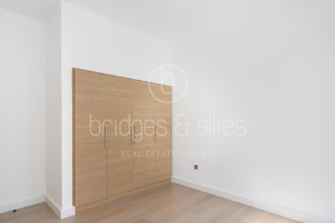 Снять в аренду виллу в Дубай Хилс Эстейт, Дубай: 5 спален, 444.1м², № 47281 - фото 9