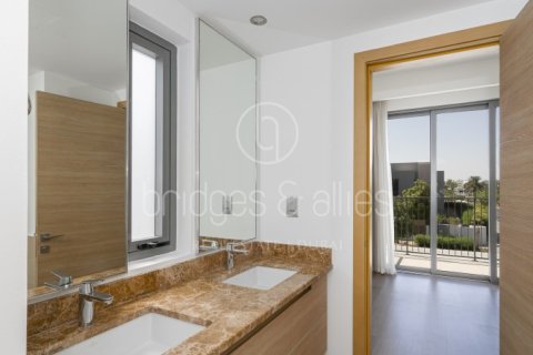 Снять в аренду виллу в Дубай Хилс Эстейт, Дубай: 5 спален, 444.1м², № 47281 - фото 11
