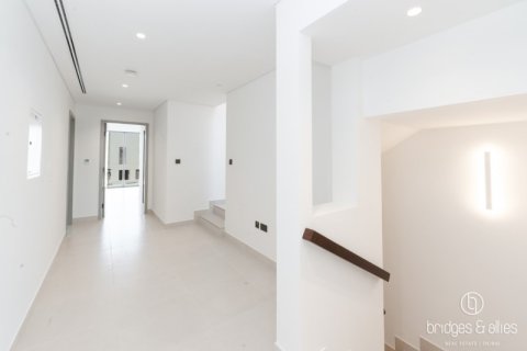 Villa à Dubai, 4 chambres, 316 m², № 47270 - photo 24