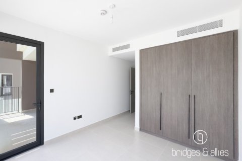 Villa en Dubai, 4 dormitorios, 316.9 m², № 47280 - foto 5