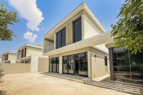 Villa en Dubai, 4 dormitorios, 378.3 m², № 47271 - foto 10