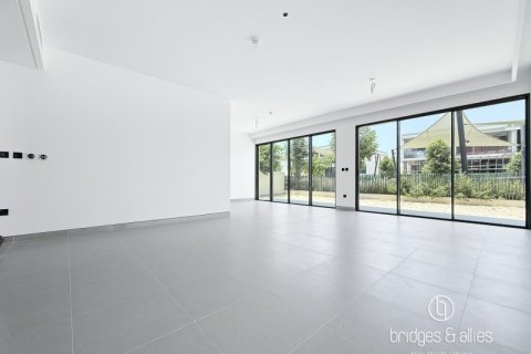 Villa en Dubai, 4 dormitorios, 378.3 m², № 47271 - foto 14
