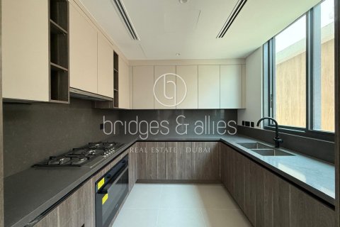 Villa en Dubai, 4 dormitorios, 373.1 m², № 47279 - foto 6