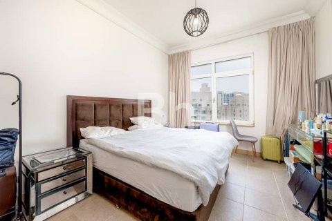 Снять в аренду квартиру в Пальме Джумейре, Дубай: 2 спальни, 144м², № 25013 - фото 11