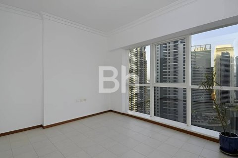 Apartment in Jumeirah Lake Towers, Dubai 2 bedrooms, 145 sq.m. № 25011 - photo 8