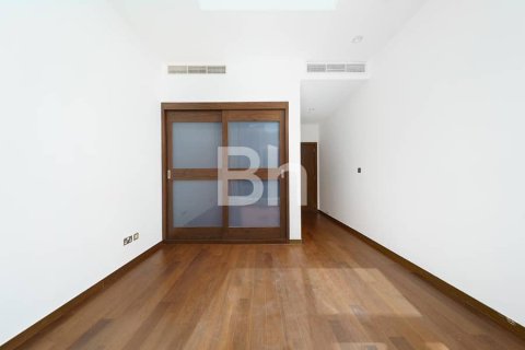 Apartment in Palm Jumeirah, Dubai 3 bedrooms, 212 sq.m. № 24993 - photo 9