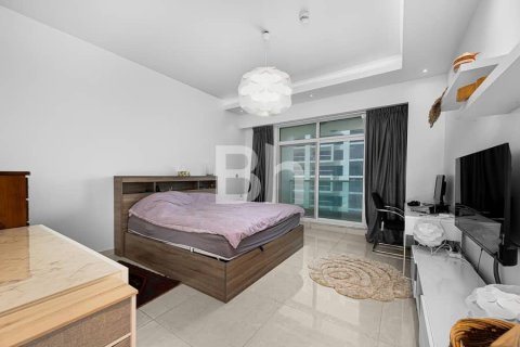 Apartment in Dubai Marina, Dubai 3 bedrooms, 245 sq.m. № 24994 - photo 18