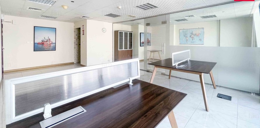 Office in Dubai 60.9 sq.m. № 59540