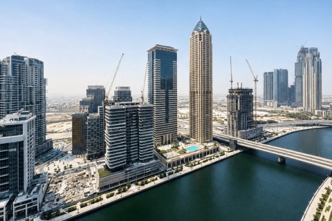 Apartamento en Business Bay, Dubai, 3 dormitorios, 289.95 m², № 133951 - foto 17