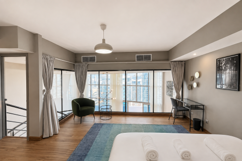Apartamento en Jumeirah Lake Towers, Dubai, 1 dormitorio, 124.4 m², № 133952 - foto 3