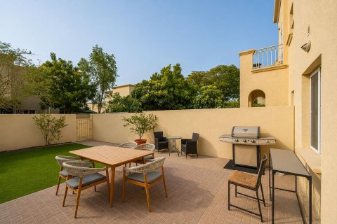 Villa en The Springs, Dubai, 2 dormitorios, 157.42 m², № 133947 - foto 14