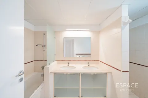 Villa in Meadows, Dubai 5 bedrooms, 575 sq.m. № 62248 - photo 12