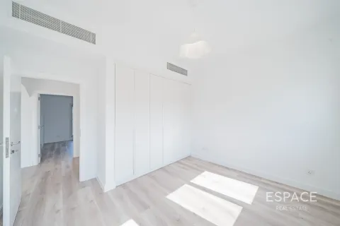 Villa in Meadows, Dubai 5 bedrooms, 575 sq.m. № 62248 - photo 16