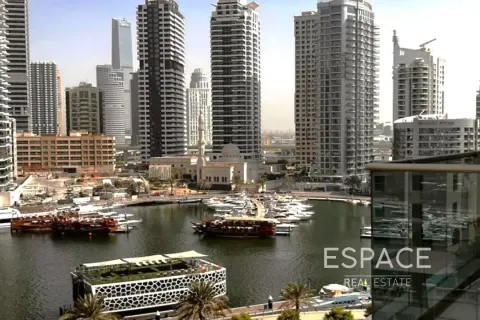 Apartment in Dubai Marina, Dubai 1 bedroom, 105 sq.m. № 62247 - photo 9