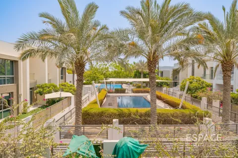 Townhouse in Reem Community, Arabian Ranches 2, Dubai 4 bedrooms, 242 sq.m. № 62244 - photo 1