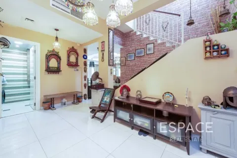 Villa in The Springs, Dubai 3 bedrooms, 283 sq.m. № 62245 - photo 2